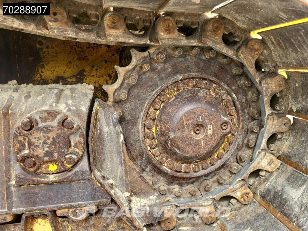 Komatsu D65 PXi -18 Ripper Photo 26