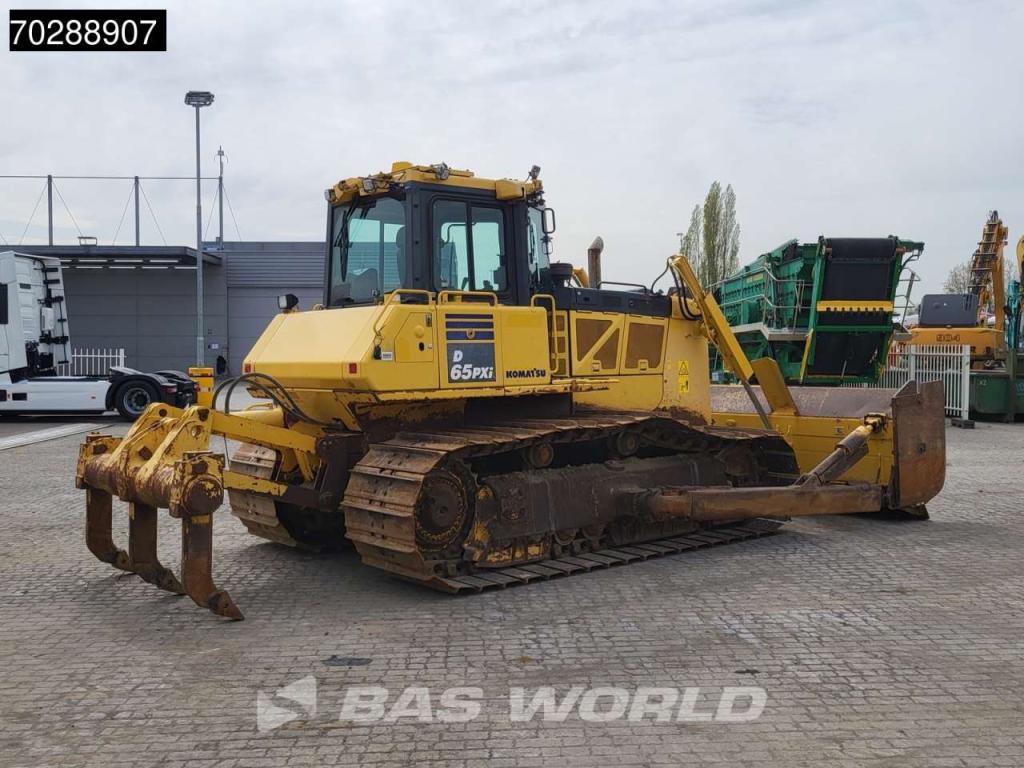 Komatsu D65 PXi -18 Ripper Photo 9