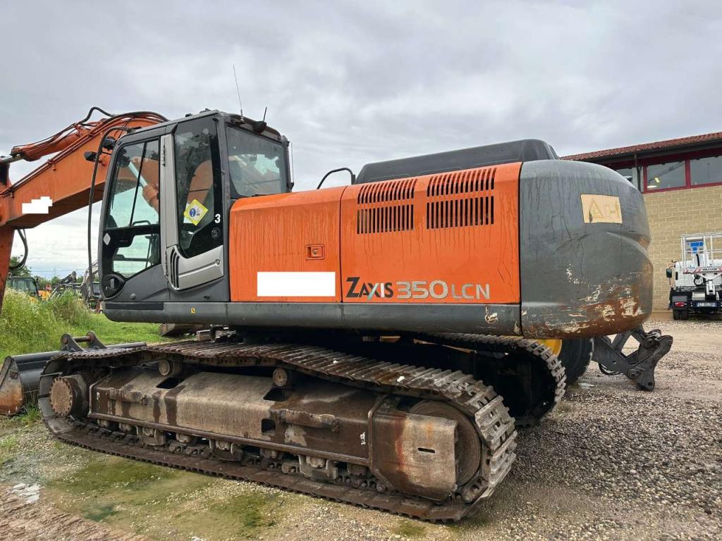 Hitachi ZX350LCN Photo 2