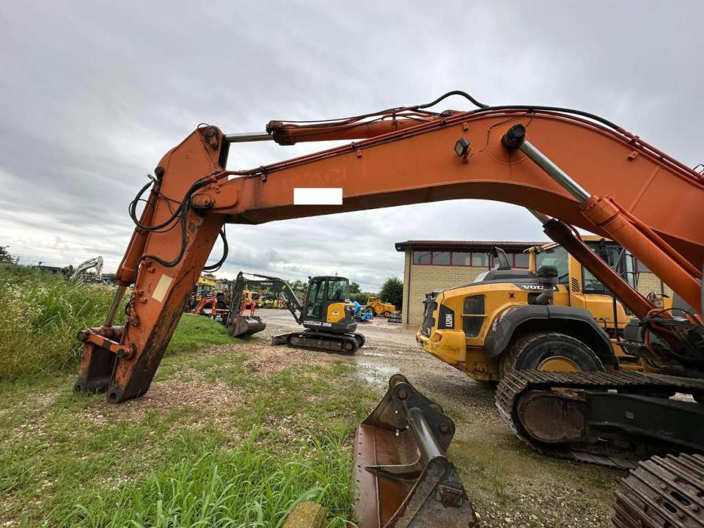 Hitachi ZX350LCN Photo 22