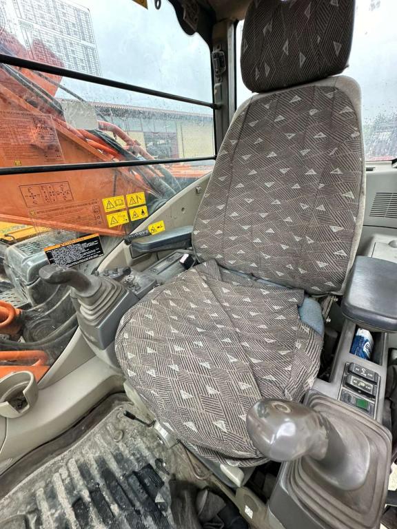 Hitachi ZX350LCN Photo 25