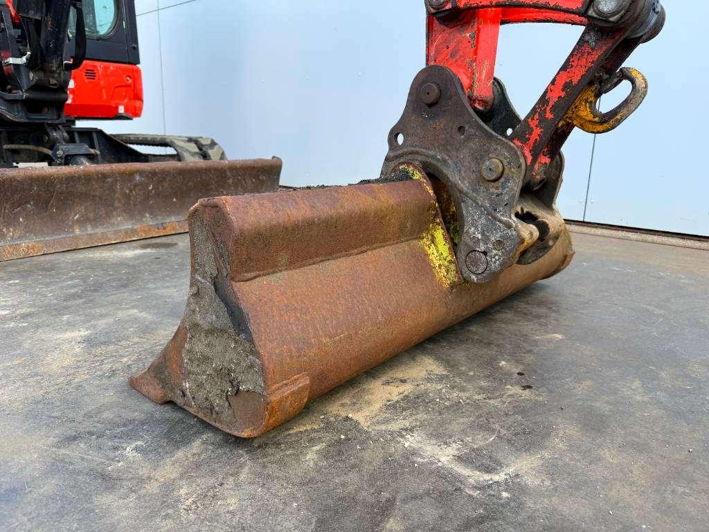 Kubota KX037-4 - Hammer Lines / Quick Coupler Photo 17