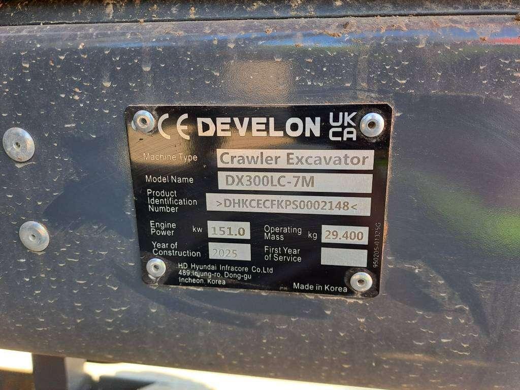 Develon DX300LC-7M (2 Unused units available) Photo 11