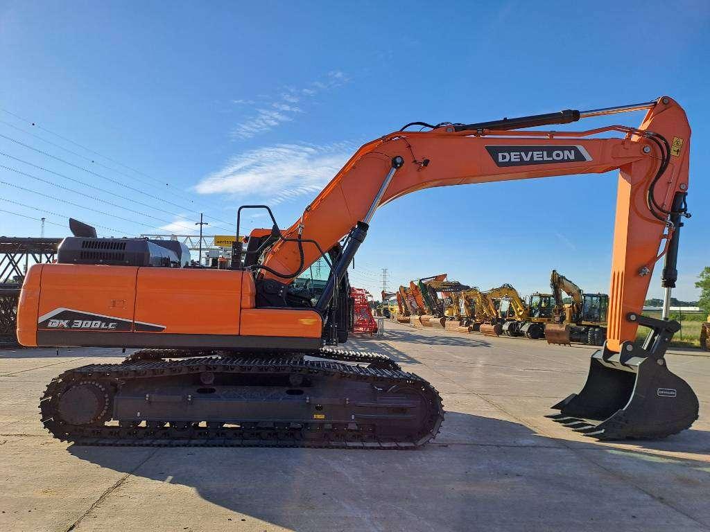 Develon DX300LC-7M (2 Unused units available) Photo 6