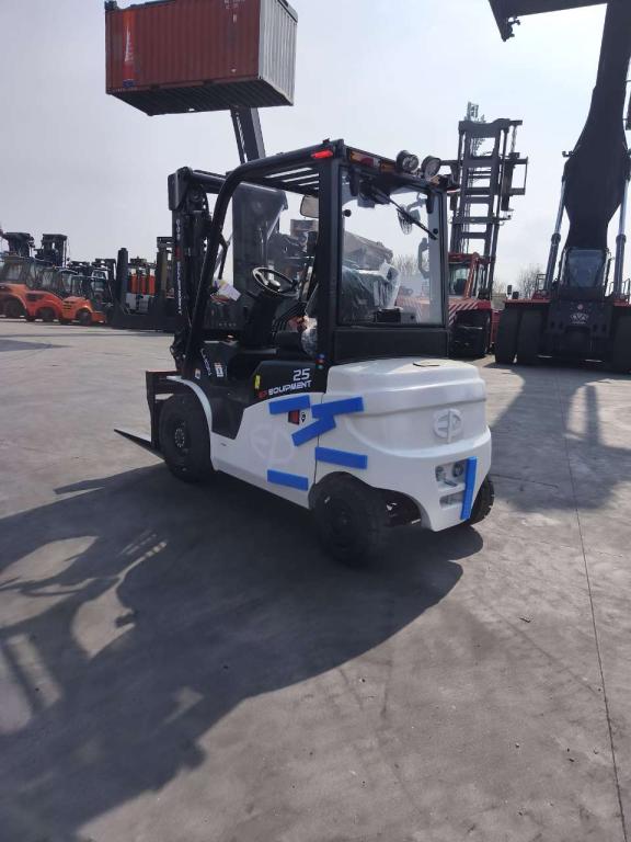 EP Equipment EFL253 Photo 4