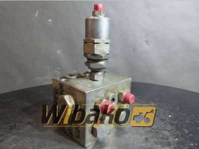 Oil Control AVAACC802SFMA2FE28/32 en vente par Wibako