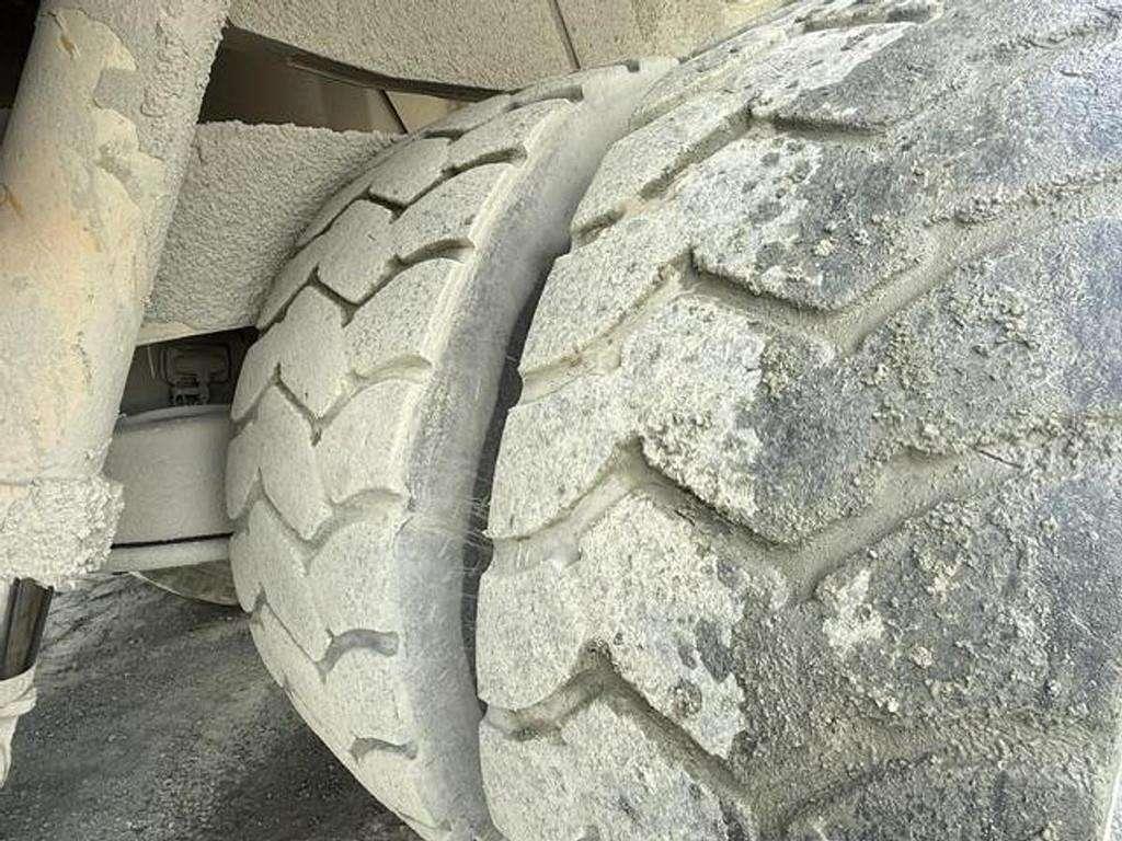 Caterpillar 775B Photo 12
