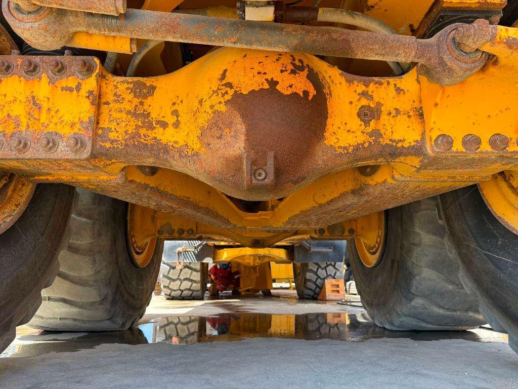 Volvo A40G (EXW - Abu Dhabi) Photo 15