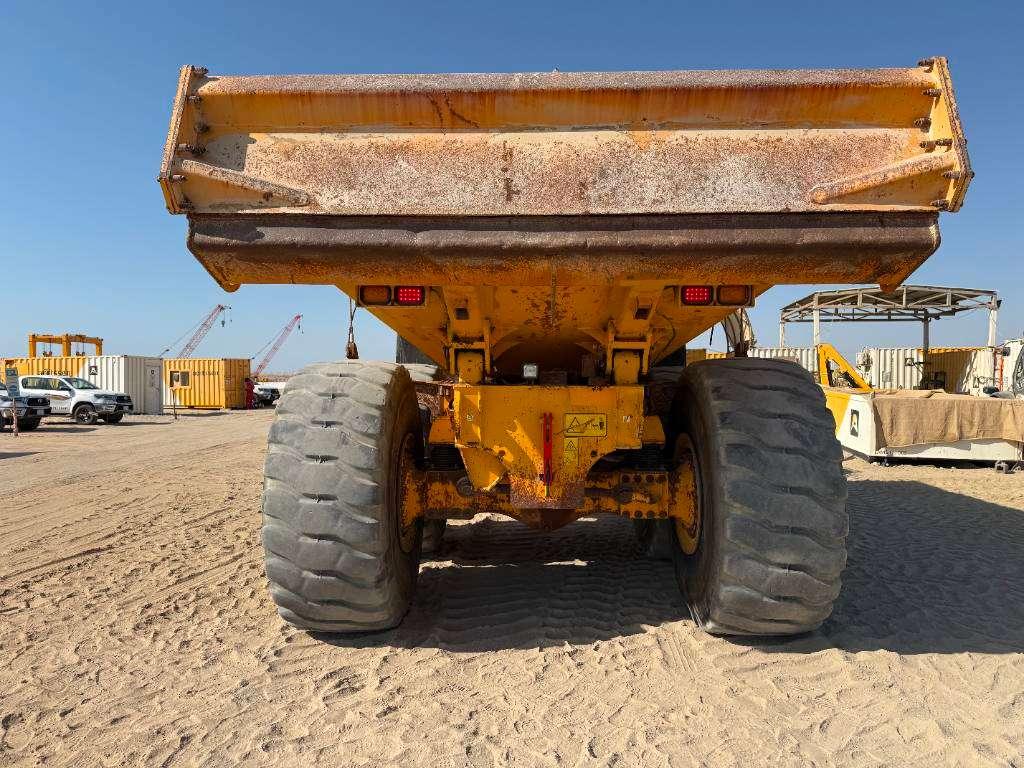 Volvo A40G (EXW - Abu Dhabi) Photo 6