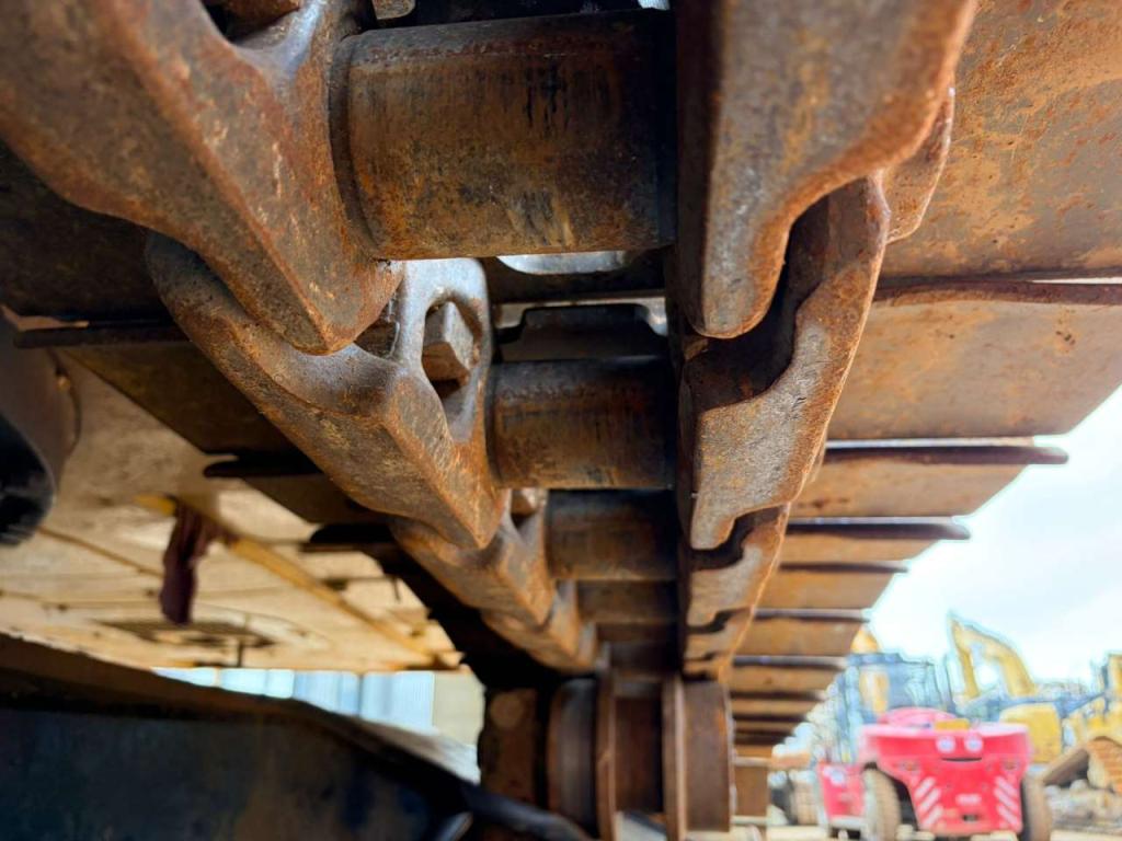 Caterpillar 330GC Photo 14