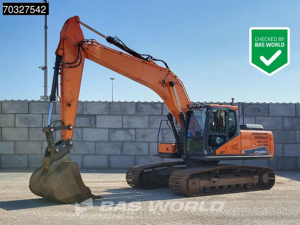 Doosan DX225 LC-5 Photo 1