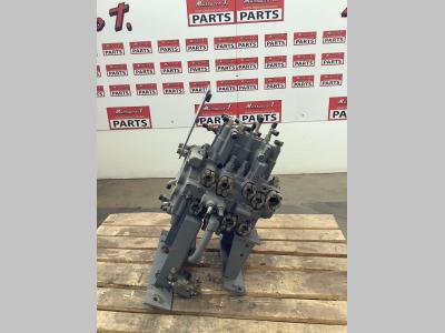 Distributeur hydraulique pour Hitachi ZX135US en vente par Massucco T. Srl Area Ricambi