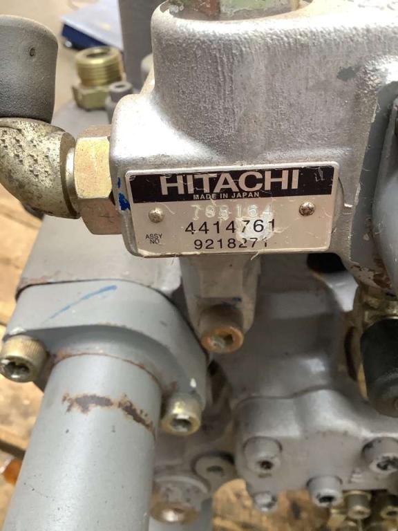 Distributeur hydraulique pour Hitachi ZX135US Photo 5