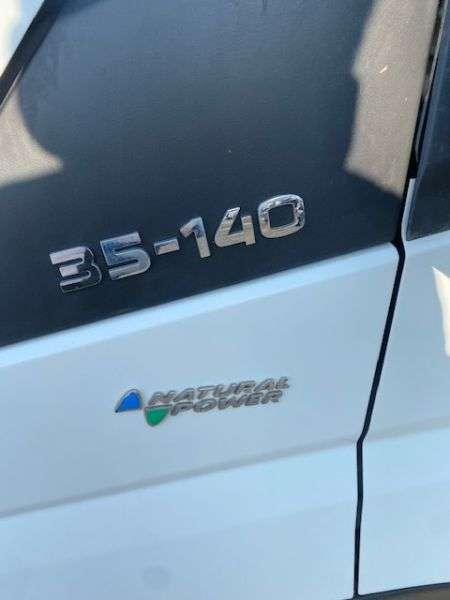 Iveco 35c14N Photo 9