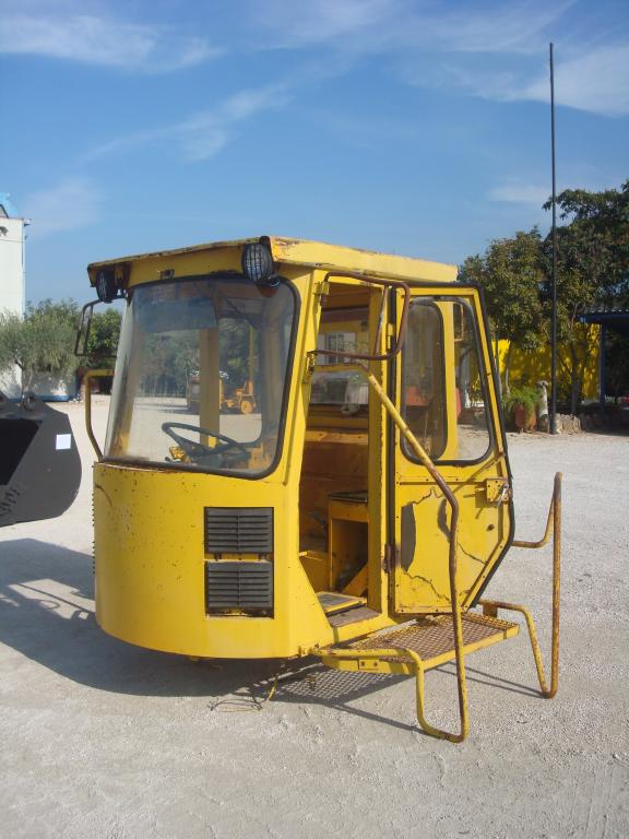 Cabine pour Volvo 4600 Photo 2