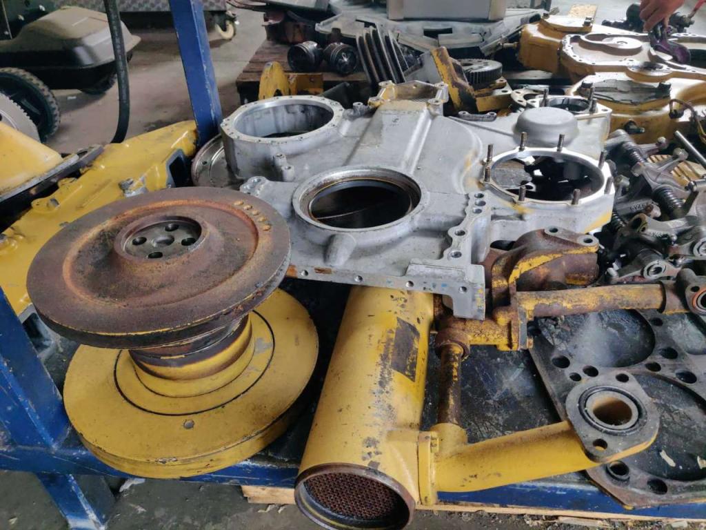 Remplacement du moteur diesel pour Caterpillar 3406B Photo 3