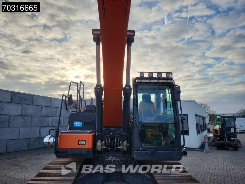 Doosan DX225 LC-5 Photo 8