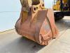 Caterpillar 374FL - Automatic Greasing / Rear + Side Camera Photo 19 thumbnail