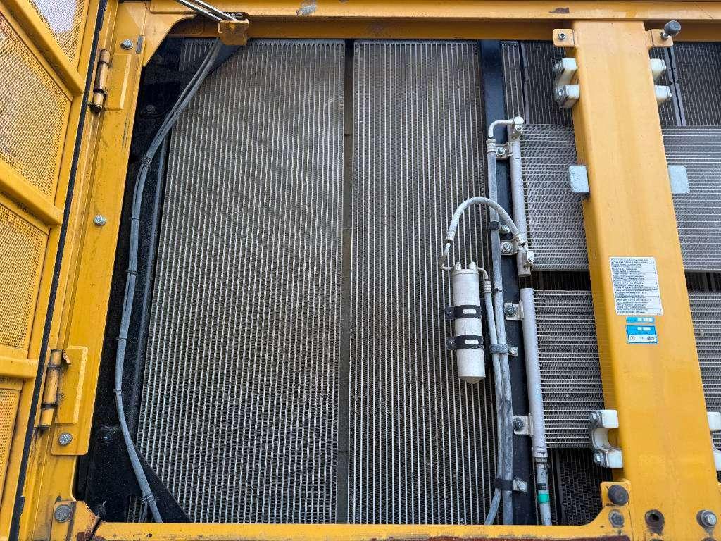 Caterpillar 374FL - Automatic Greasing / Rear + Side Camera Photo 28