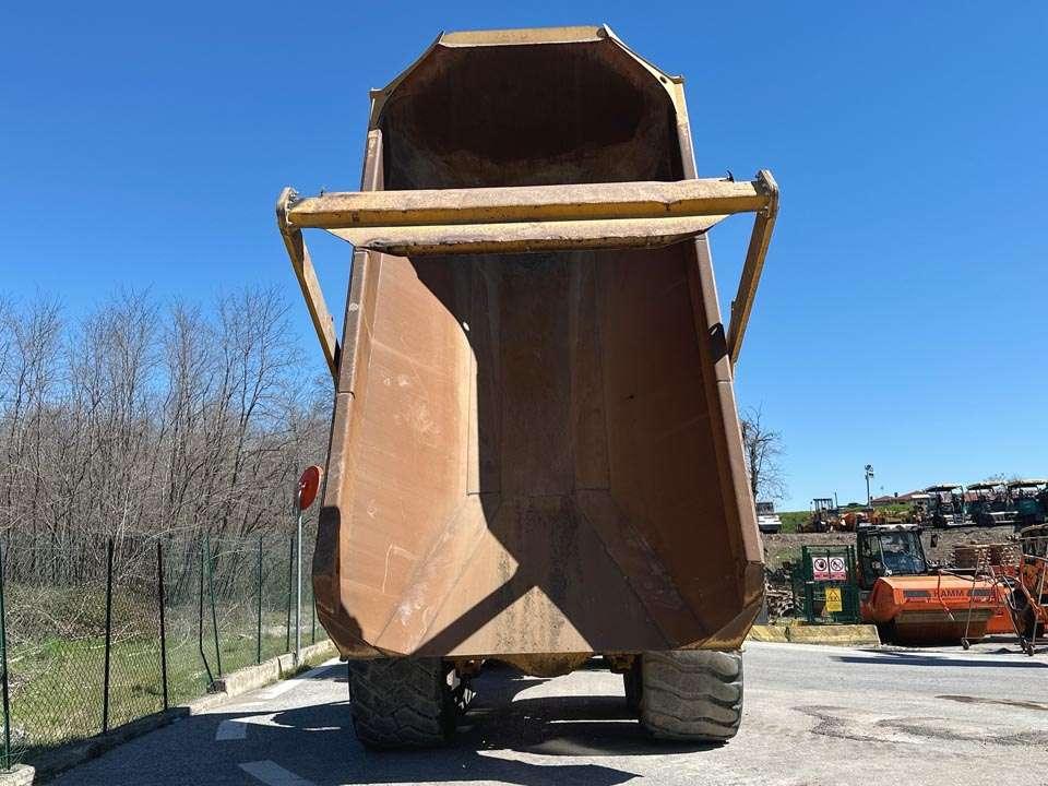 Bell B30E 6x6 Photo 8