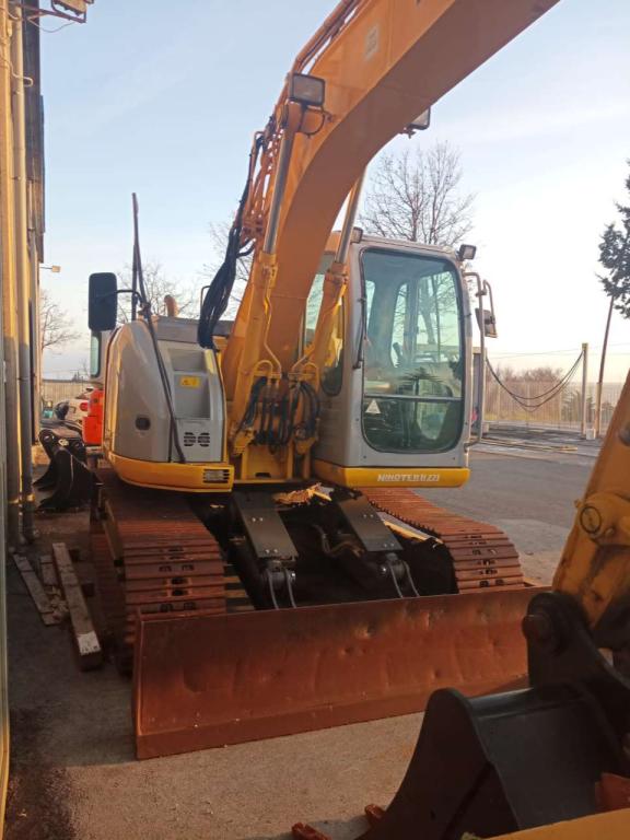 New Holland E135-B SR2 Photo 12