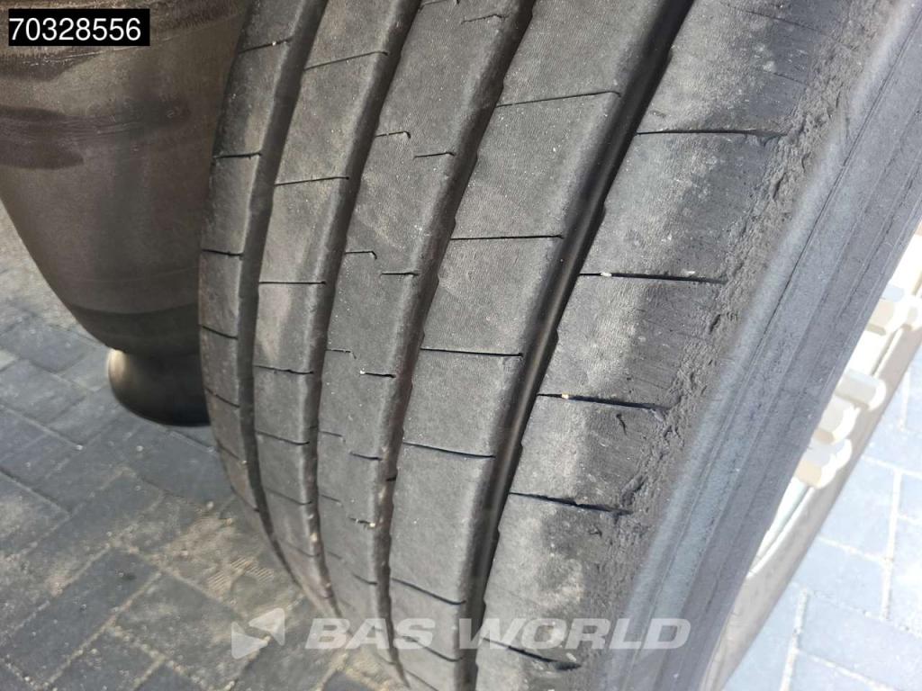 Krone SD MOT 05/27 Sliding Roof Photo 17
