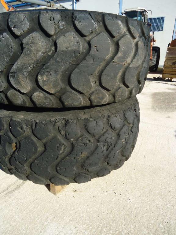 Pneu avec jantes pour 26.5R25 - COMPLETI DI CERCHI - AL 30% - Photo 1