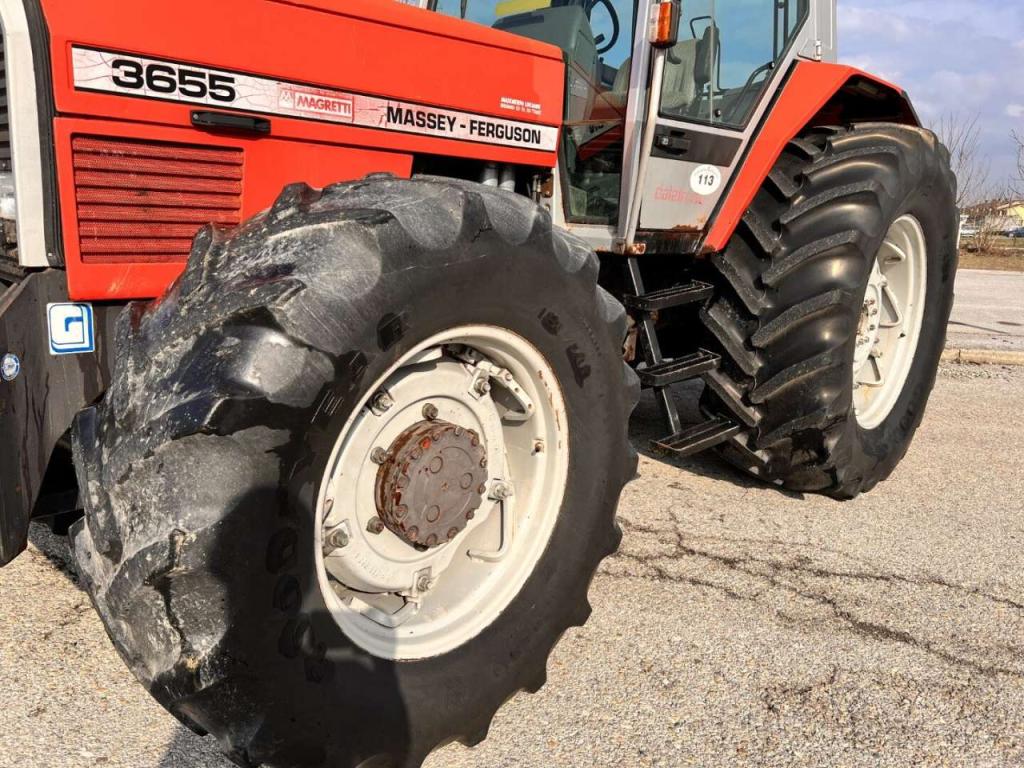 Massey Ferguson MF3655 4X4 Photo 10