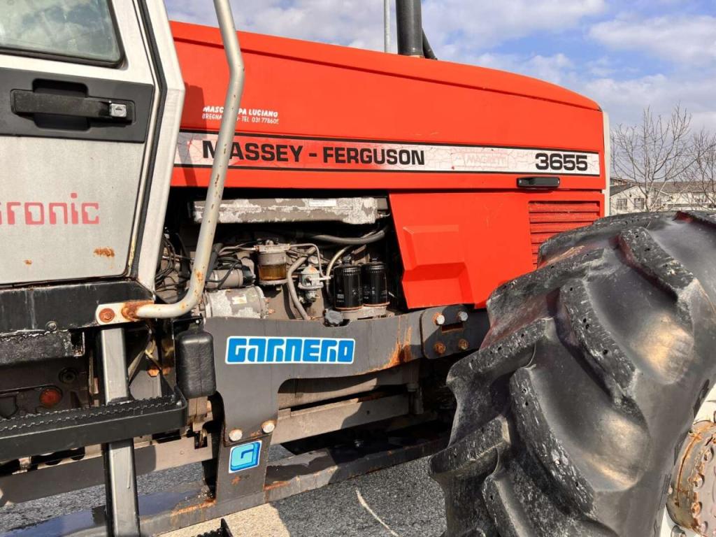 Massey Ferguson MF3655 4X4 Photo 4