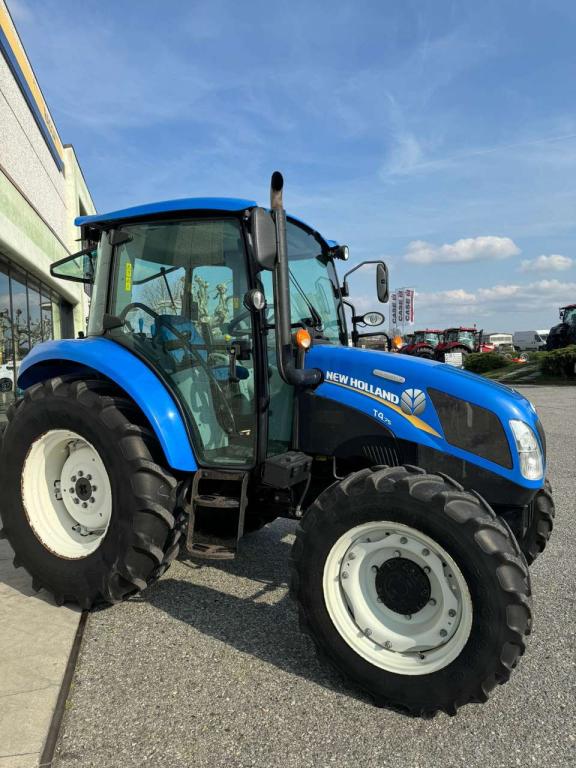 New Holland T4.75 powerstar Photo 5