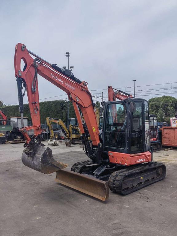 Kubota U 56-5 Photo 1
