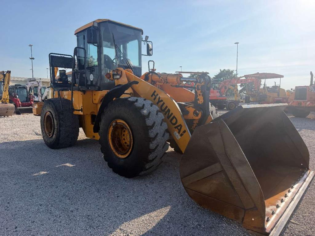 Hyundai HL 760-7A Photo 5