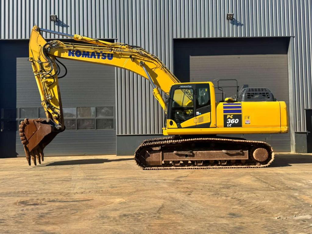 Komatsu PC360LC-11E0 Photo 1