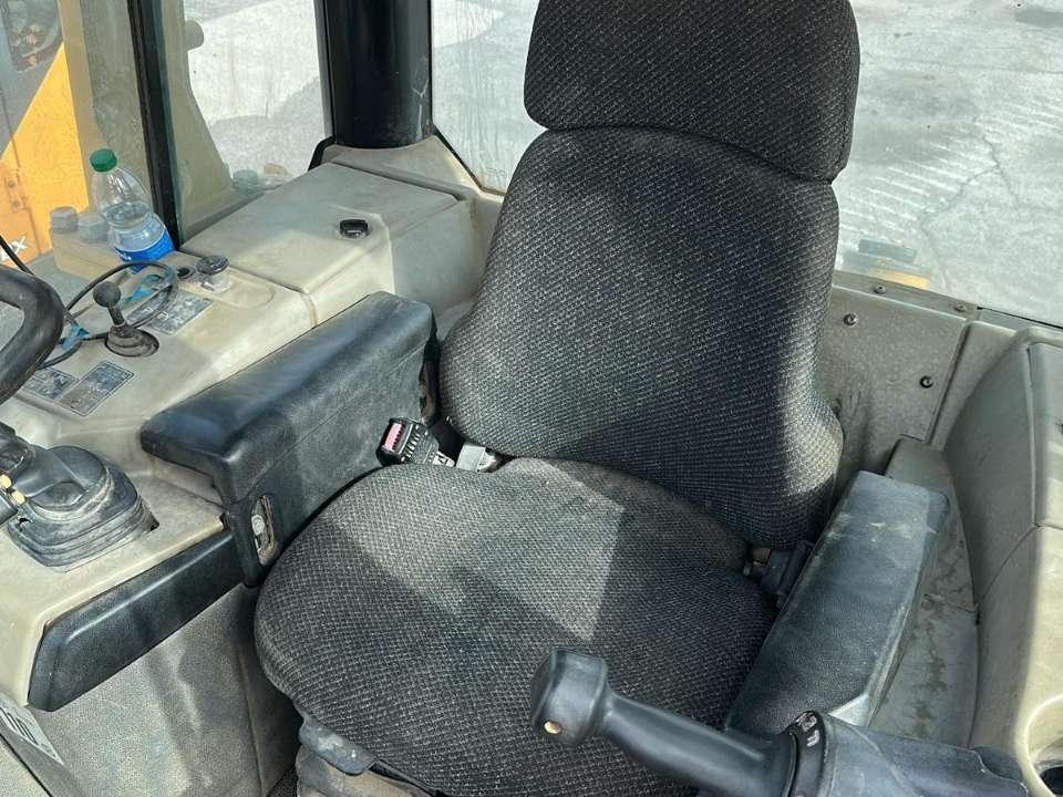 Caterpillar D6N Photo 5