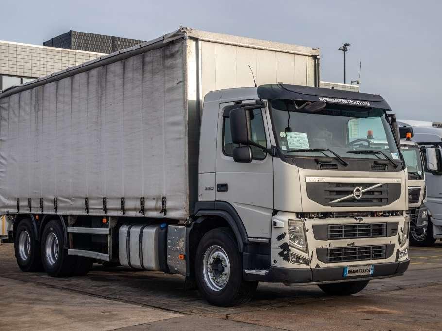 Volvo FM330-6x2-10 pneus/tires-intarder Photo 2