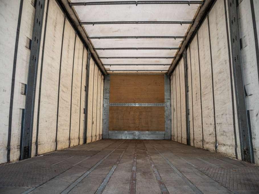 Volvo FM330-6x2-10 pneus/tires-intarder Photo 9