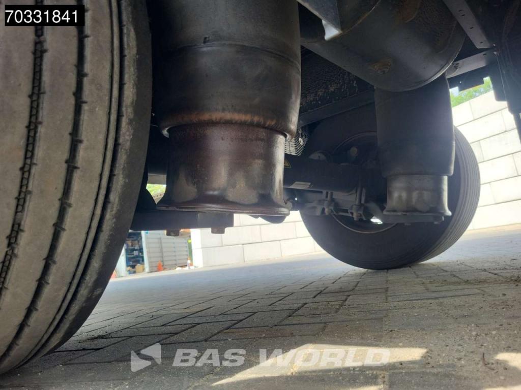 Krone SD Mega Lift + Slidingroof Liftachse Photo 23