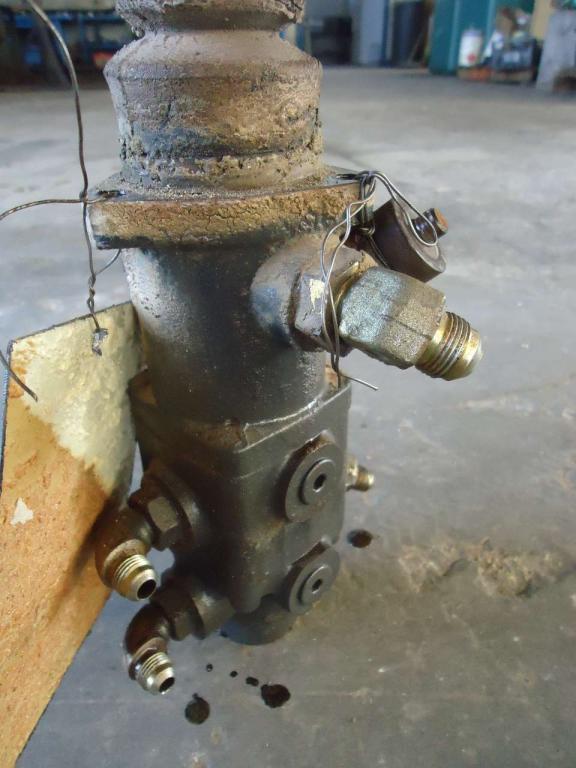 Pédale de frein pour Hitachi ZW310 - DA CONTROLLARE - Photo 1