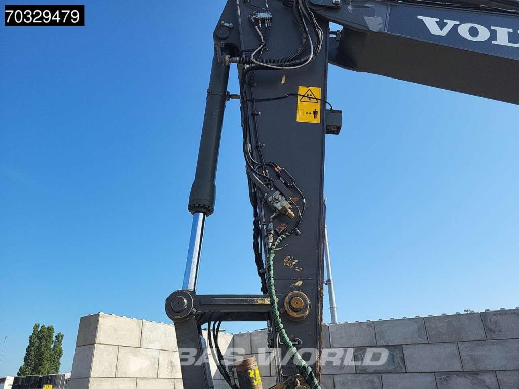 Volvo EC250 E L Photo 11