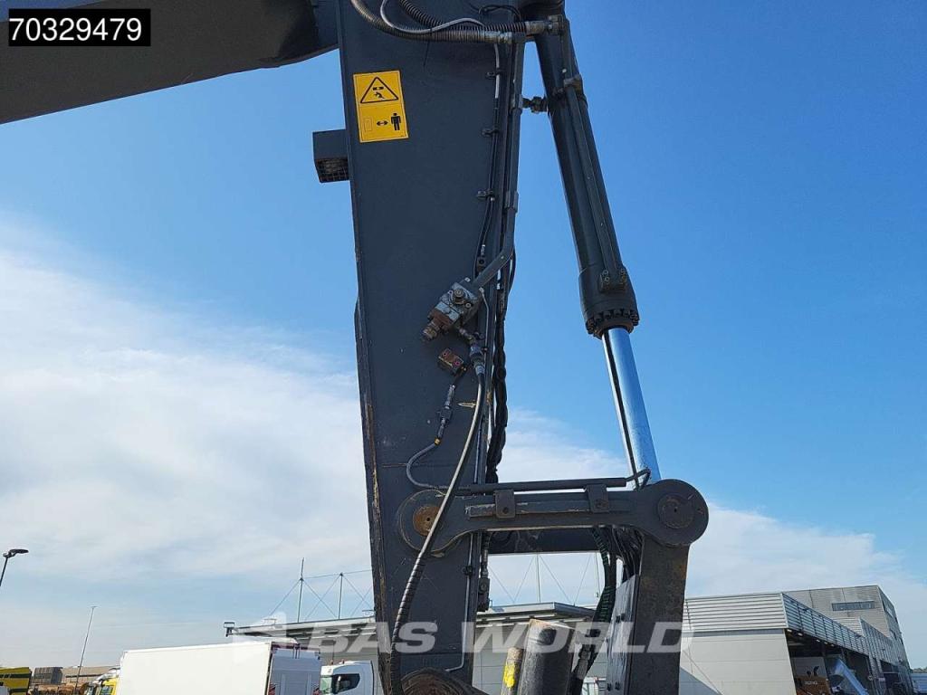 Volvo EC250 E L Photo 12