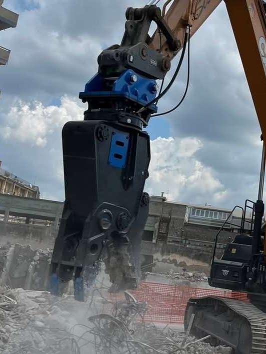 EMM Pinza da demolizione escavatore 130/190 q.li Photo 4