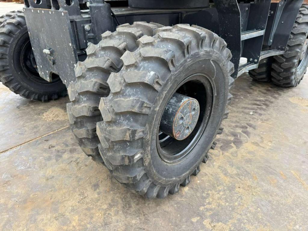 Komatsu PW180-11 Photo 15