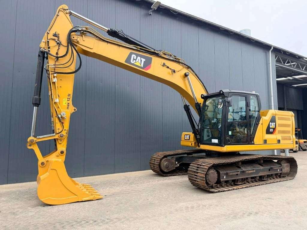 Caterpillar 323 07A Photo 1