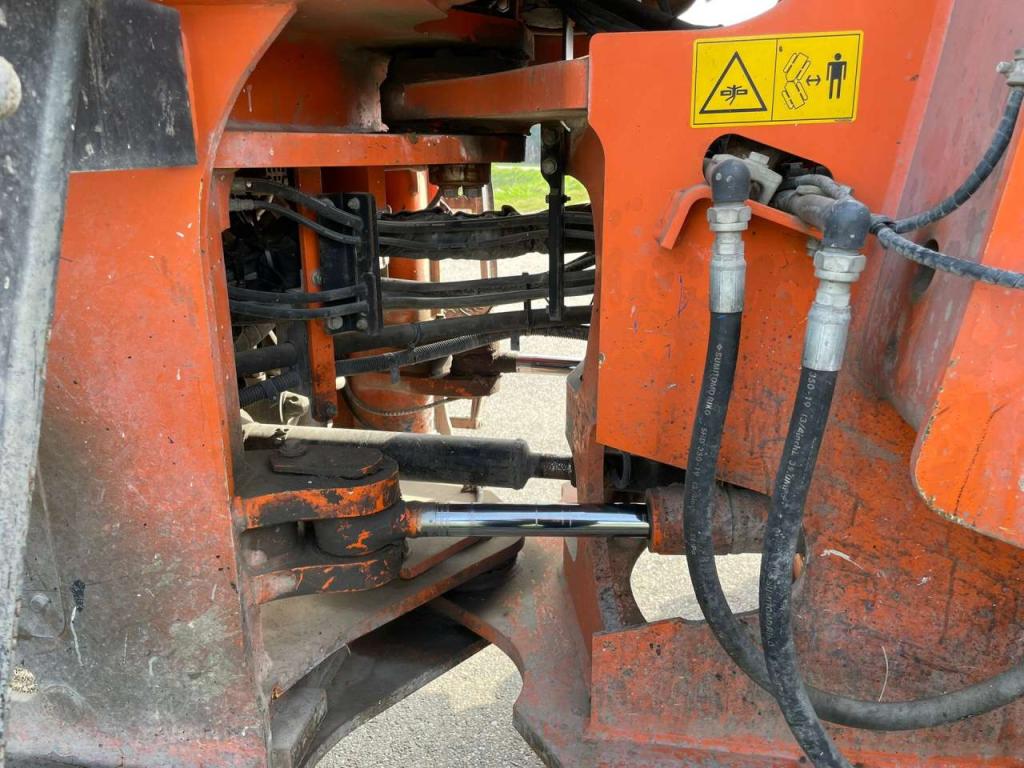 Hitachi ZW250-6 Photo 14