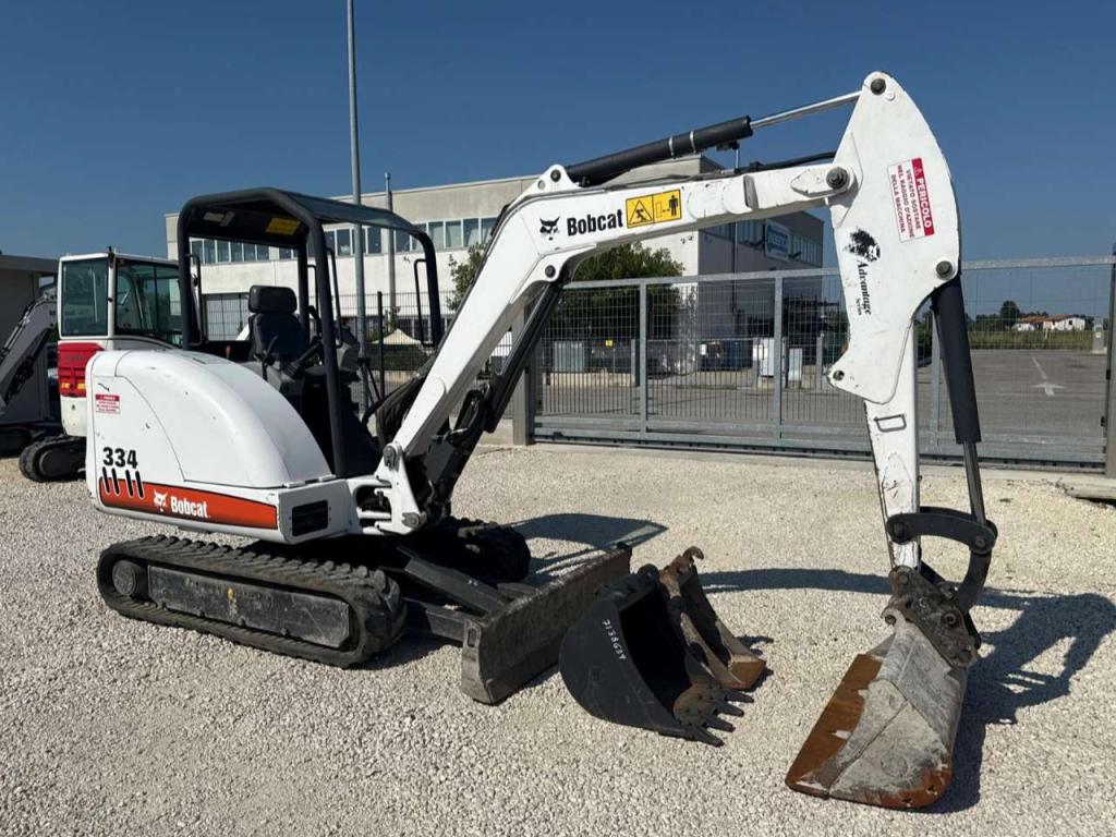 Bobcat 334 Photo 2