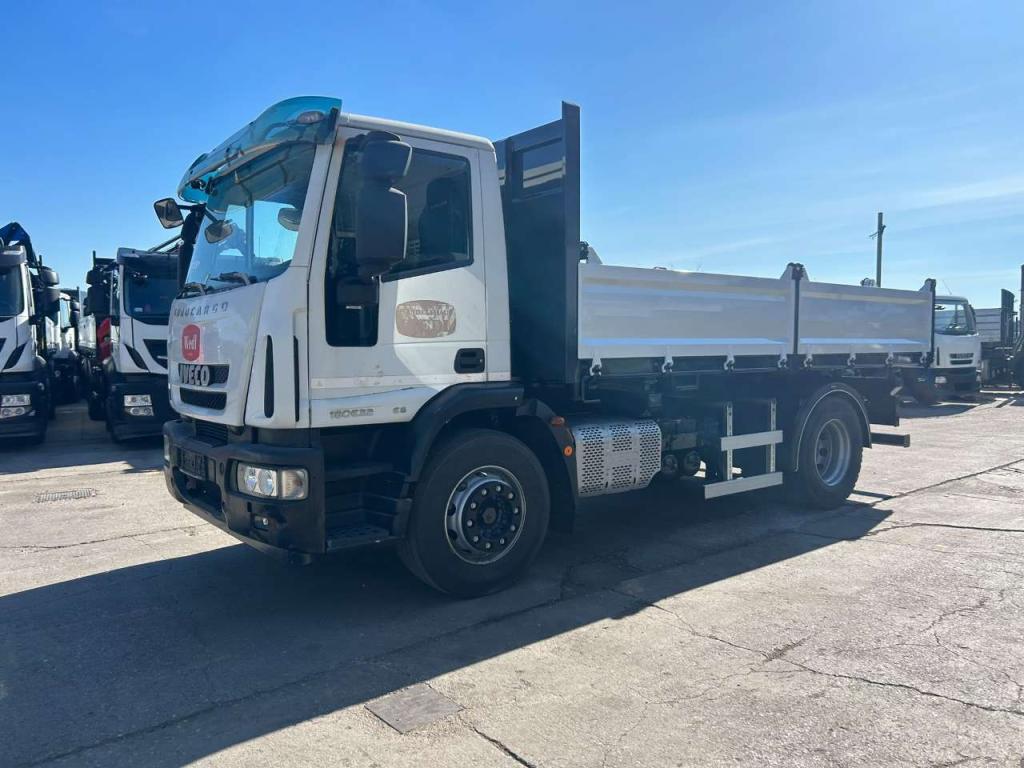Iveco EUROCARGO 180E32 Photo 17