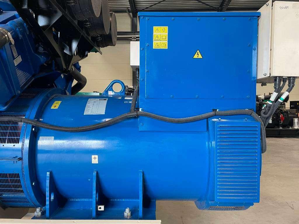 FG Wilson P2000-3 - 2000 kVA Open Genset - DPX-16033-O Photo 13