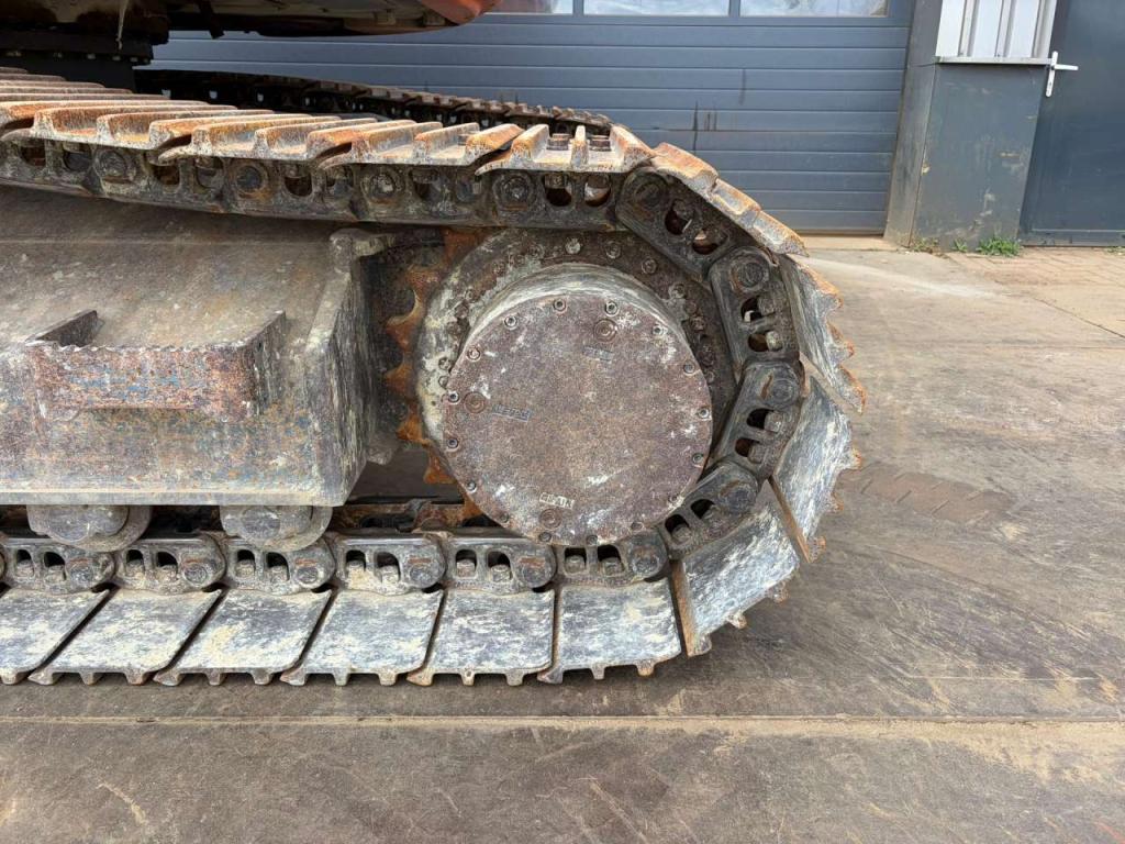 Doosan DX235LCR Photo 13