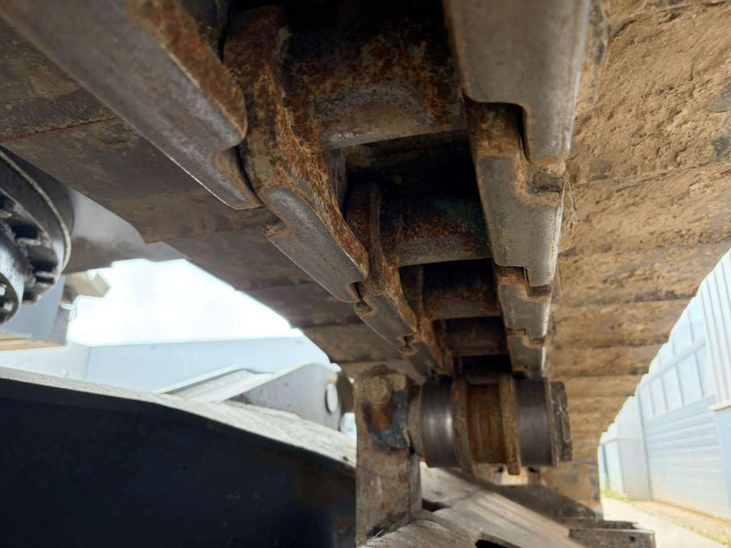 Doosan DX235LCR Photo 19