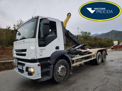 Iveco STRALIS 260S45 en vente par Procida Macchine S.r.l.